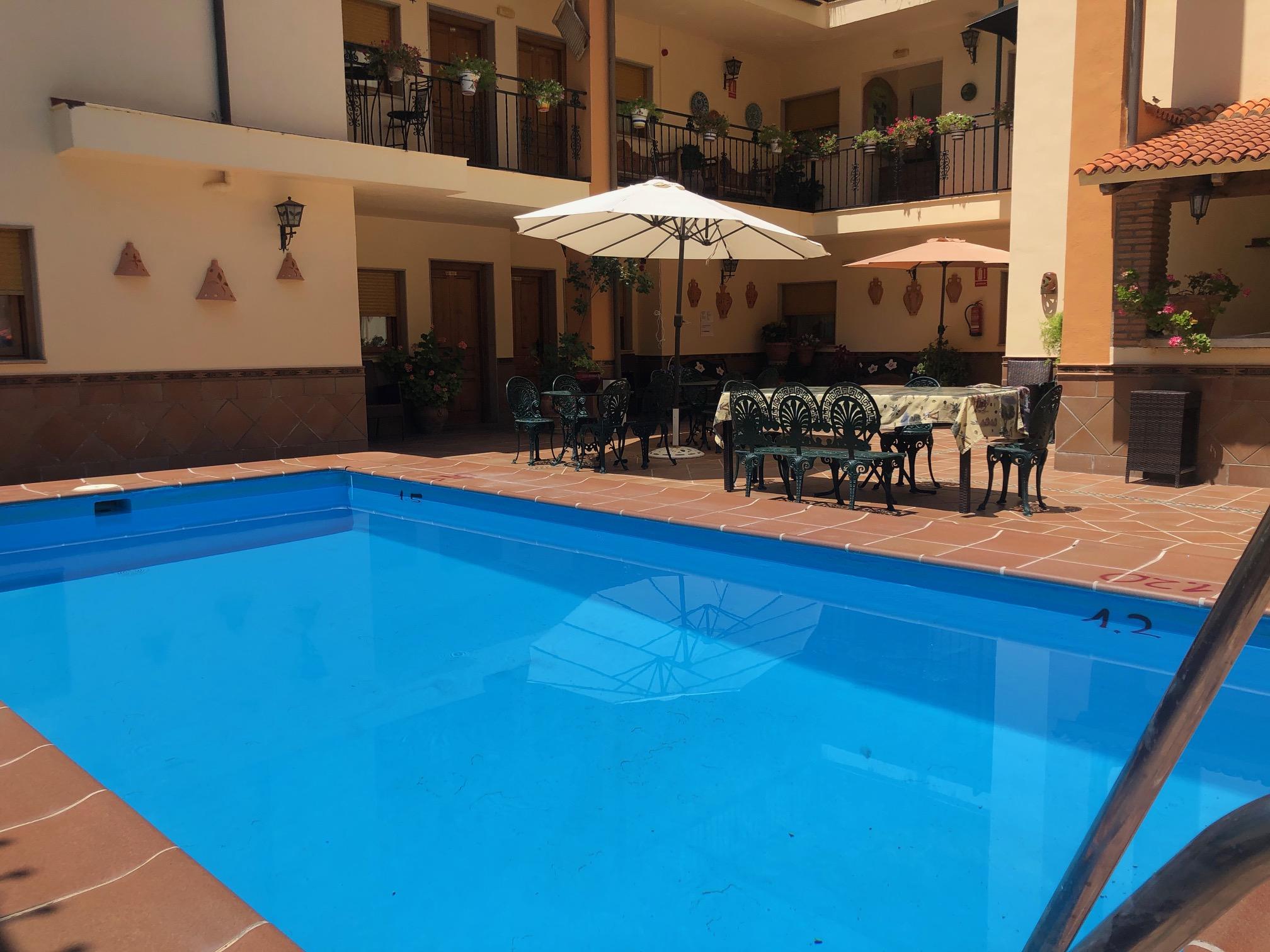 Hotel El Curro Burunchel Εξωτερικό φωτογραφία