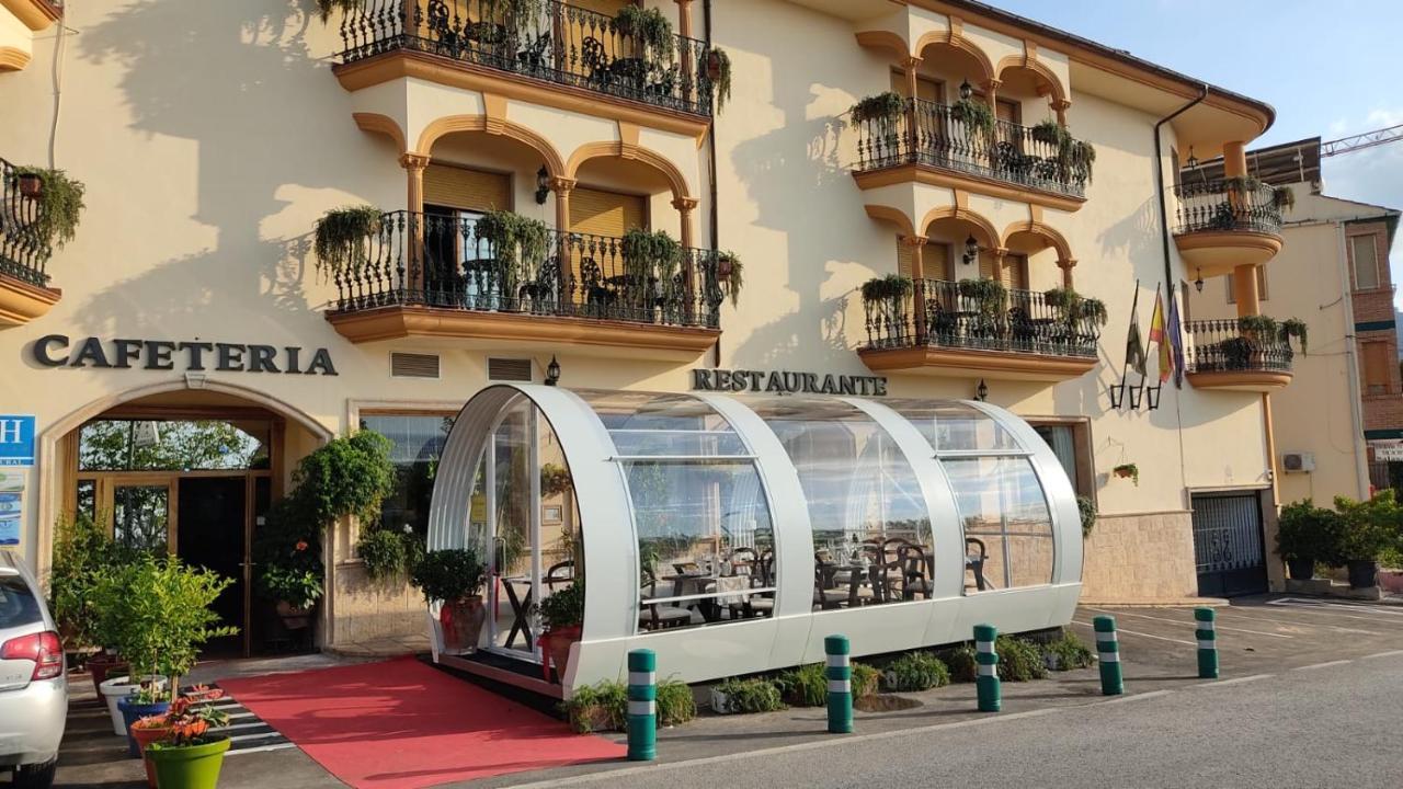Hotel El Curro Burunchel Εξωτερικό φωτογραφία